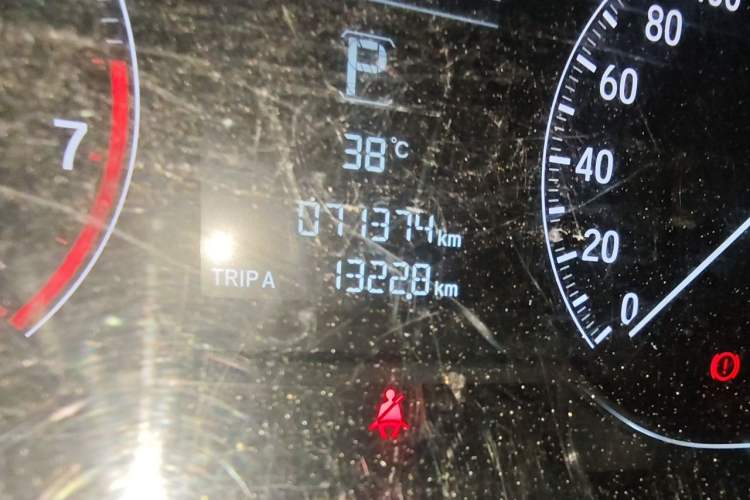 Used Honda Accord 2018 260TURBO Elite Edition China VI Odometer Close Up