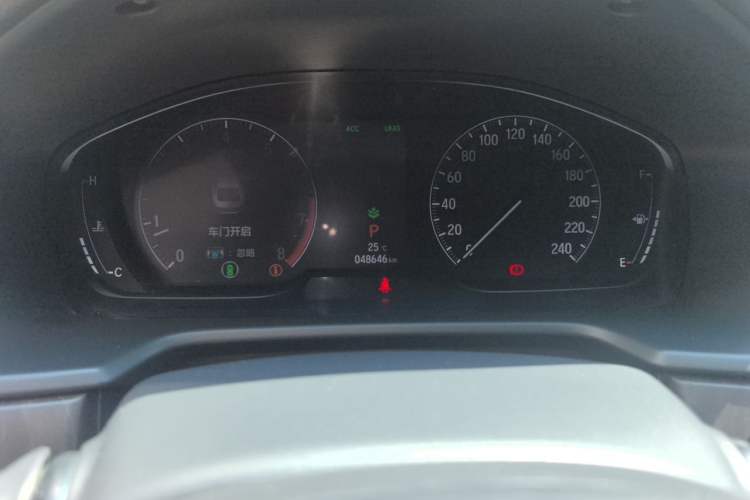 Used Honda Accord 2018 260TURBO Flagship Edition National V Odometer Close Up