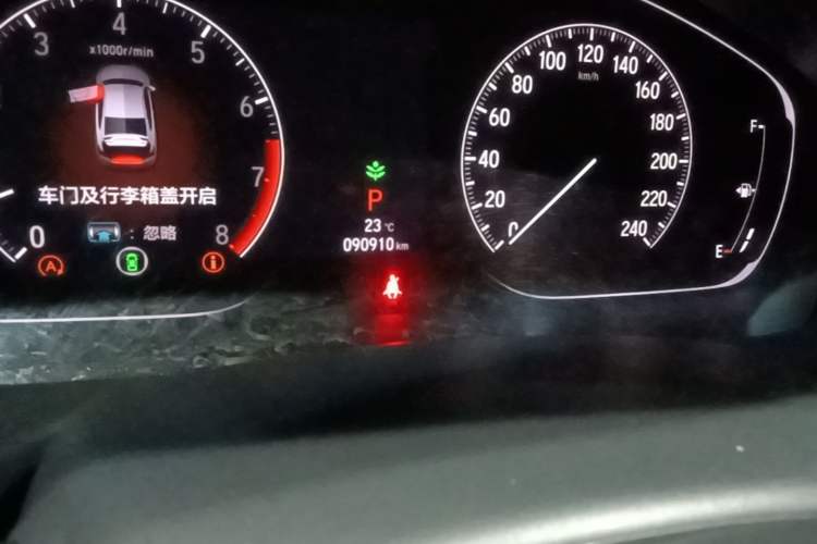 Used Honda Accord 2018 260TURBO Luxury Edition China V Emission Standard Odometer Close Up