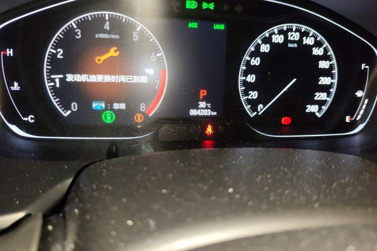 Used Honda Accord 2018 260TURBO Luxury Edition China VI Odometer Close Up