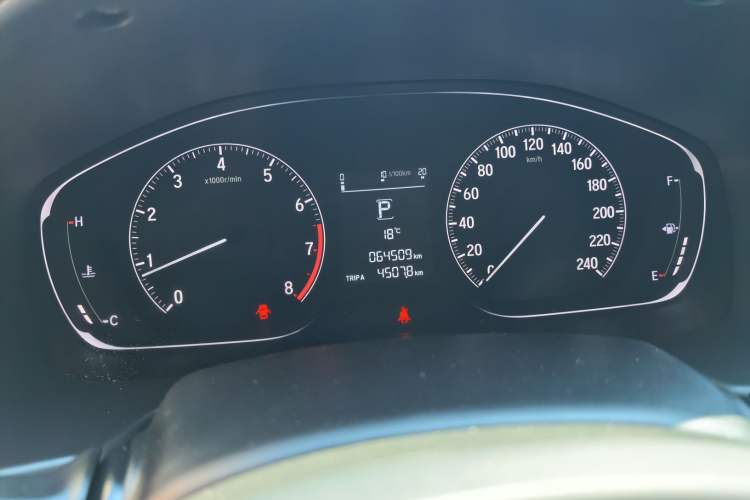 Used Honda Accord 2018 260TURBO Elite Edition China VI Odometer Close Up