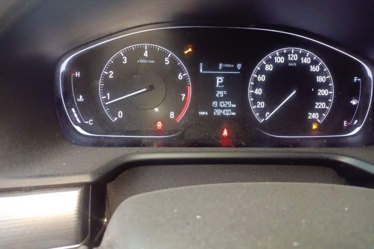 Used Honda Accord 2018 260TURBO Elite Edition China V Odometer Close Up