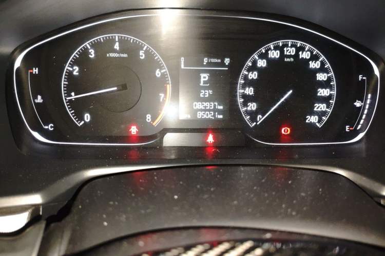 Used Honda Accord 2018 260TURBO Elite Edition China V Odometer Close Up