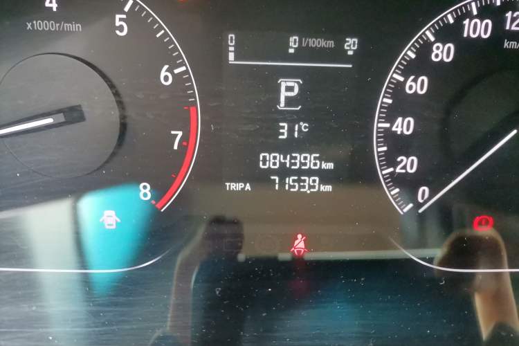 Used Honda Accord 2018 260TURBO Elite Edition China VI Odometer Close Up