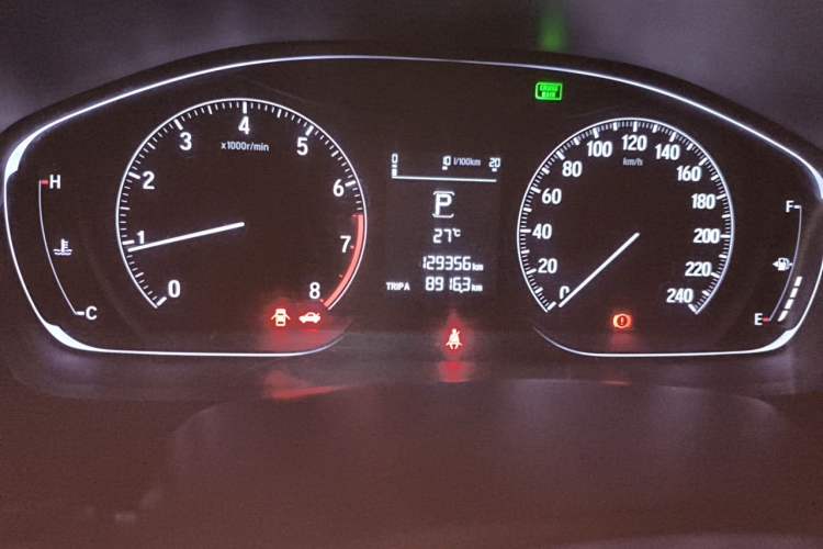 Used Honda Accord 2018 260TURBO Elite Edition China V Odometer Close Up