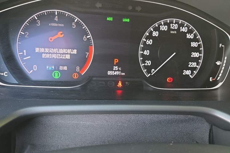 Used Honda Accord 2018 260TURBO Luxury Edition China VI Odometer Close Up