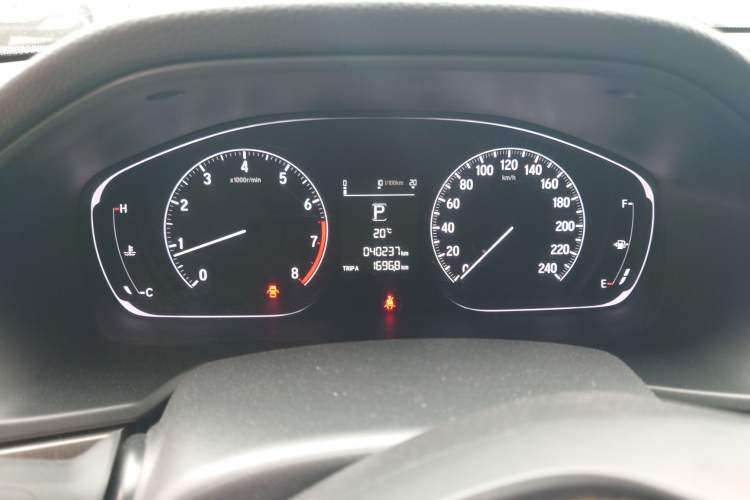 Used Honda Accord 2018 230TURBO Comfort Version National V Odometer Close Up