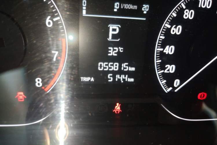 Used Honda Accord 2018 260TURBO Elite Edition China VI Odometer Close Up