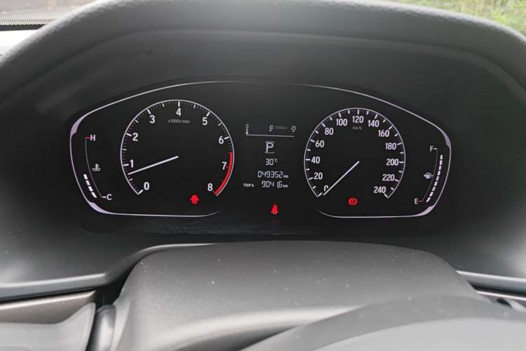 Used Honda Accord 2018 230TURBO Comfort Version National V Odometer Close Up