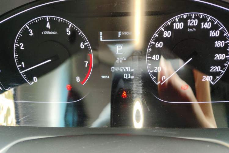 Used Honda Accord 2018 260TURBO Elite Edition China V Odometer Close Up