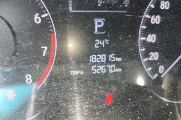 Used Honda Accord 2018 260TURBO Elite Edition China V Odometer Close Up