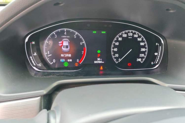 Used Honda Accord 2018 260TURBO Luxury Edition China VI Odometer Close Up
