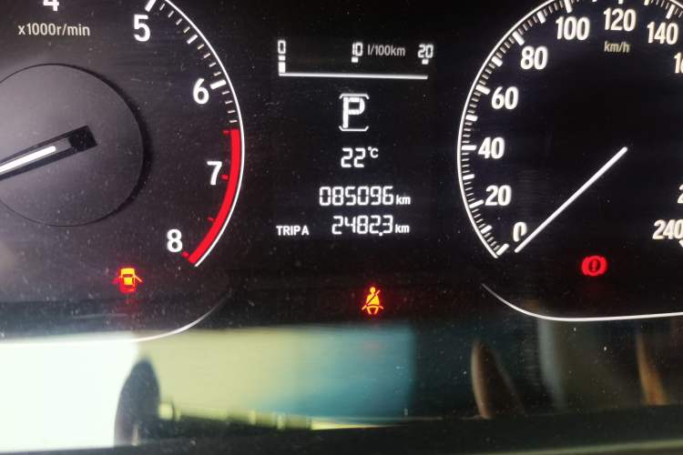Used Honda Accord 2018 260TURBO Elite Edition China VI Odometer Close Up