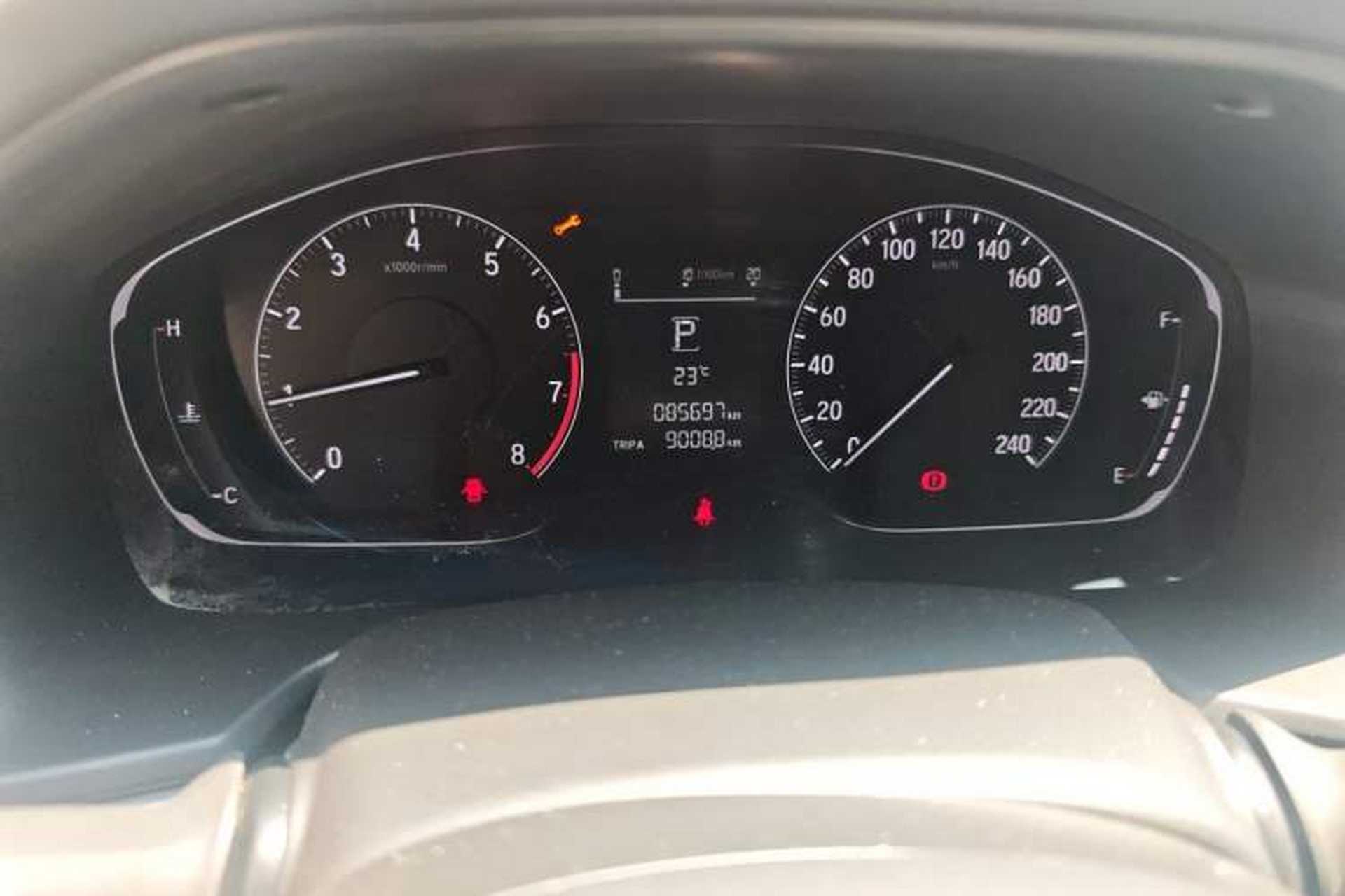 Used Honda Accord 2018 260TURBO Elite Edition China V Odometer Close Up