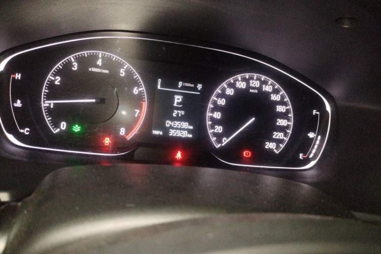 Used Honda Accord 2018 230TURBO Comfort Version National V Odometer Close Up
