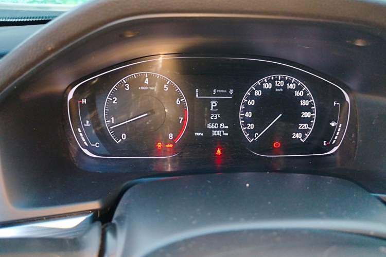 Used Honda Accord 2018 260TURBO Elite Edition China V Odometer Close Up
