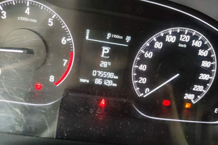 Used Honda Accord 2018 260TURBO Elite Edition China V Odometer Close Up