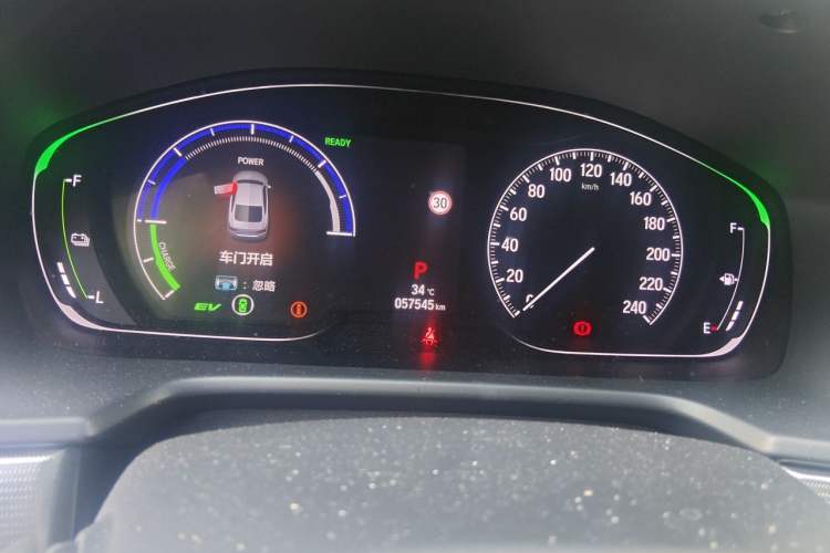 Used Honda Accord 2018 Rui Hybrid 2.0L Rui Ling Edition China VI Odometer Close Up