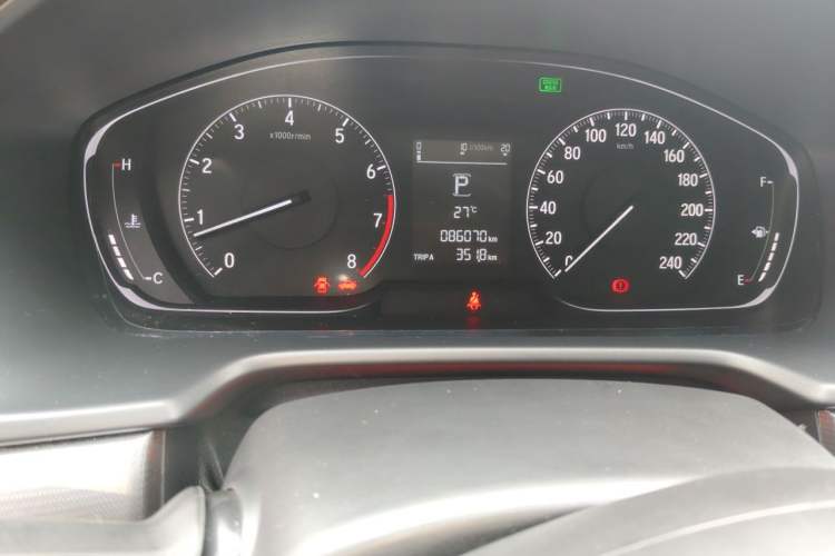 Used Honda Accord 2018 260TURBO Elite Edition China VI Odometer Close Up