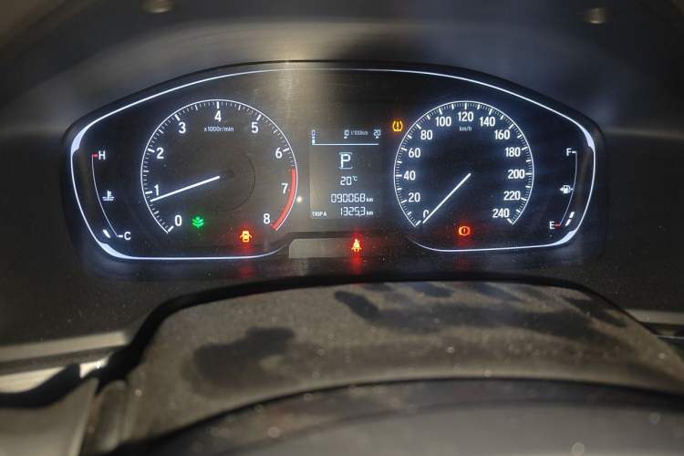 Used Honda Accord 2018 260TURBO Elite Edition China V Odometer Close Up