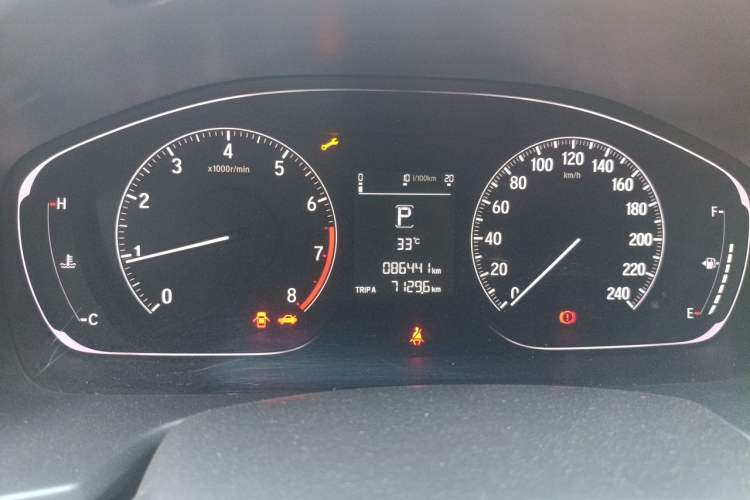 Used Honda Accord 2018 260TURBO Elite Edition China VI Odometer Close Up