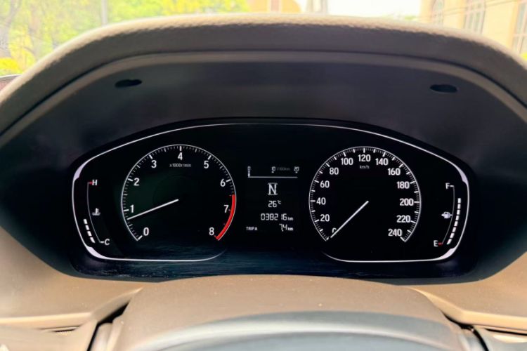 Used Honda Accord 2018 260TURBO Elite Edition China VI Odometer Close Up