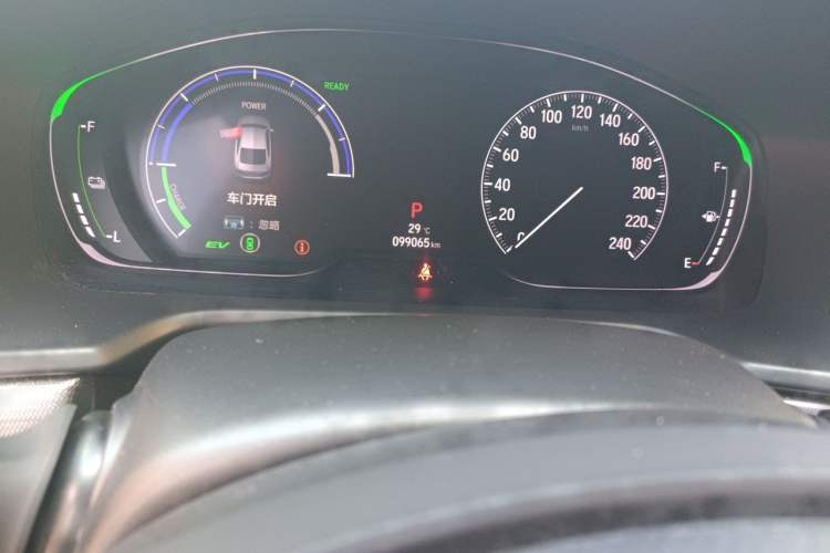 Used Honda Accord 2018 Rui Hybrid 2.0L Rui Zhi Version China V Emission Standard Odometer Close Up