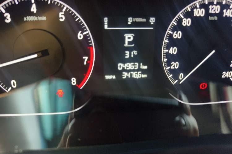 Used Honda Accord 2018 260TURBO Elite Edition China V Odometer Close Up