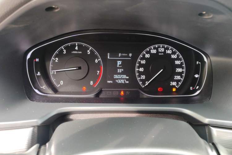 Used Honda Accord 2018 260TURBO Elite Edition China VI Odometer Close Up
