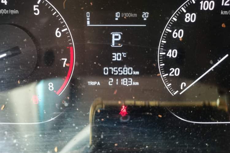 Used Honda Accord 2018 260TURBO Elite Edition China VI Odometer Close Up