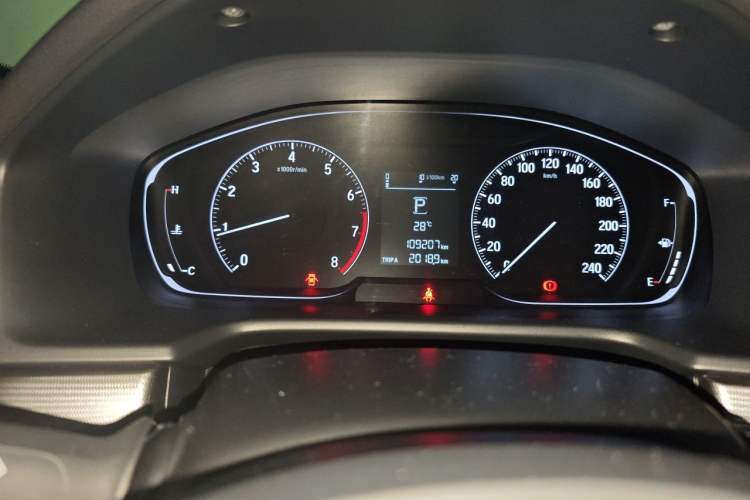 Used Honda Accord 2018 260TURBO Elite Edition China V Odometer Close Up