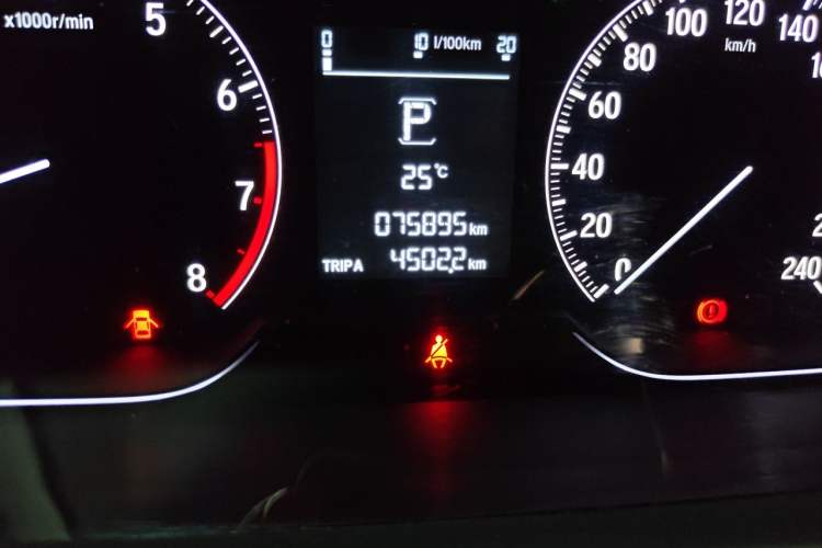 Used Honda Accord 2018 260TURBO Elite Edition China VI Odometer Close Up