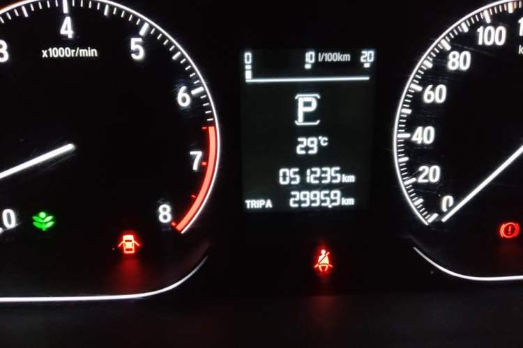 Used Honda Accord 2018 260TURBO Elite Edition China VI Odometer Close Up