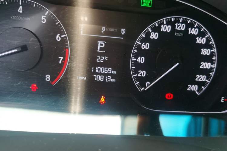 Used Honda Accord 2018 260TURBO Elite Edition China V Odometer Close Up