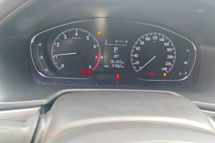 Used Honda Accord 2018 260TURBO Elite Edition China VI Odometer Close Up
