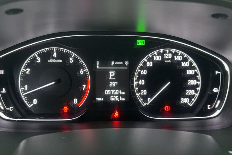 Used Honda Accord 2018 260TURBO Elite Edition China VI Odometer Close Up