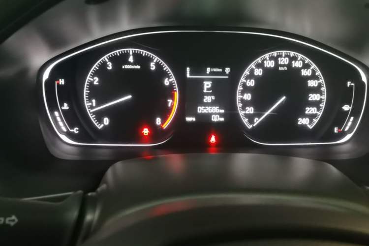 Used Honda Accord 2018 260TURBO Elite Edition China VI Odometer Close Up