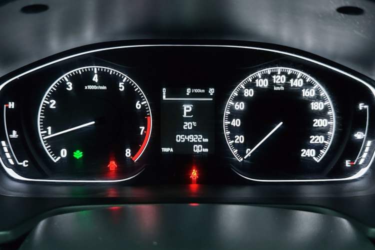 Used Honda Accord 2018 260TURBO Elite Edition China VI Odometer Close Up