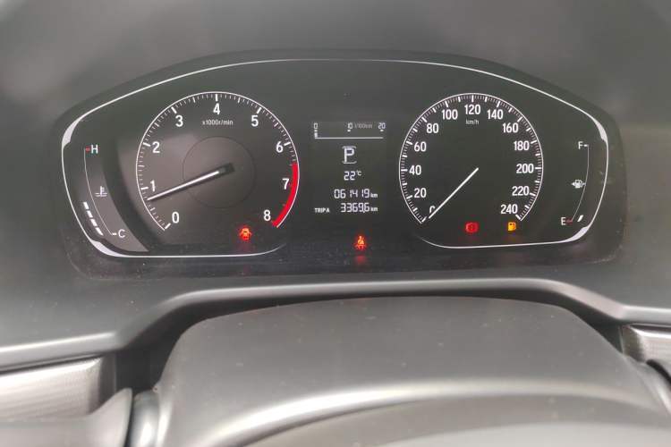 Used Honda Accord 2018 260TURBO Elite Edition China VI Odometer Close Up