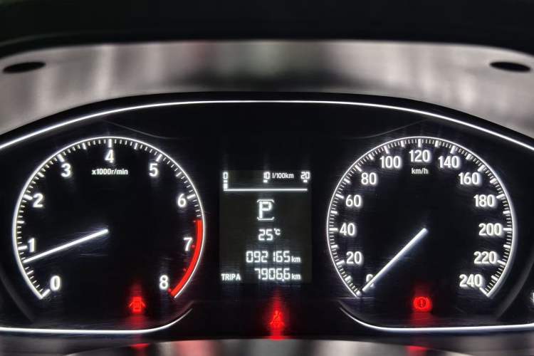 Used Honda Accord 2018 260TURBO Elite Edition China VI Odometer Close Up