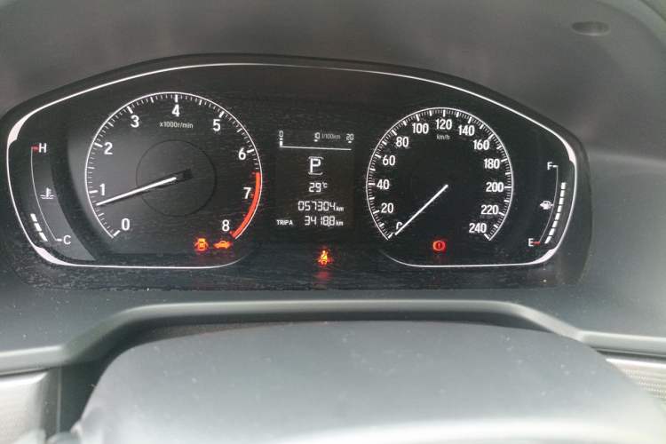 Used Honda Accord 2018 260TURBO Elite Edition China VI Odometer Close Up