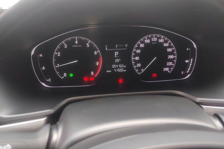 Used Honda Accord 2018 260TURBO Elite Edition China VI Odometer Close Up