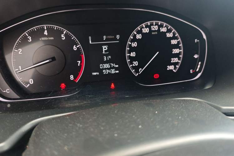 Used Honda Accord 2018 260TURBO Elite Edition China VI Odometer Close Up