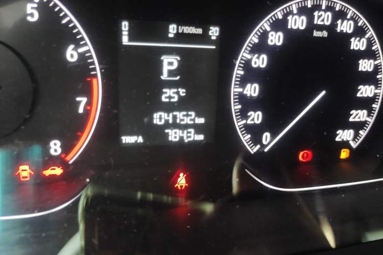 Used Honda Accord 2018 260TURBO Elite Edition China V Odometer Close Up