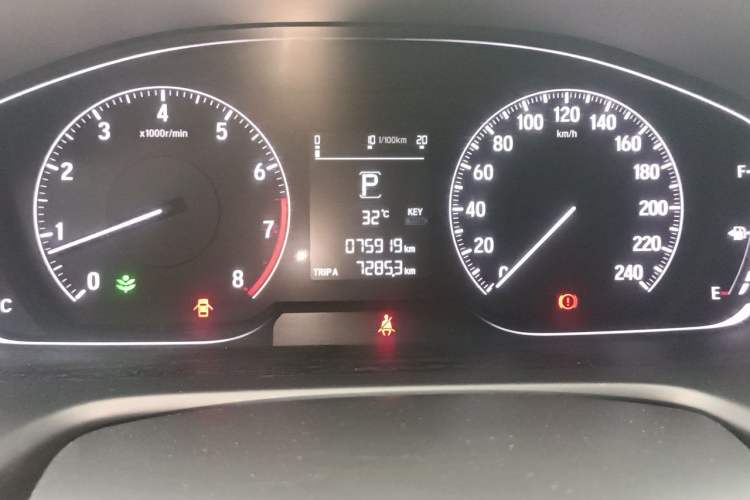 Used Honda Accord 2018 260TURBO Elite Edition China V Odometer Close Up