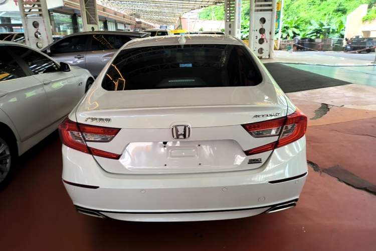 Used Honda Accord 2018 260TURBO Elite Edition China VI Rear