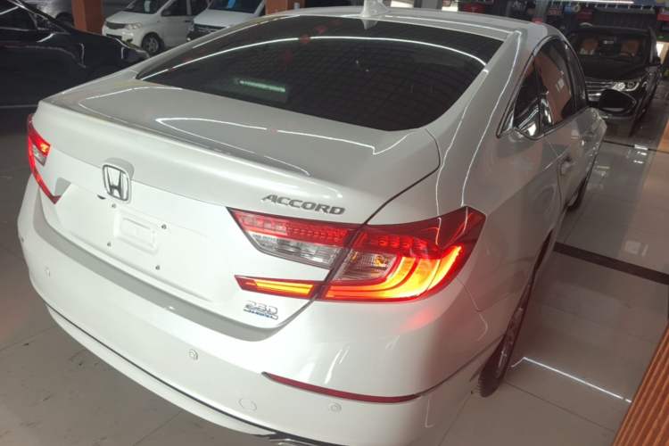 Used Honda Accord 2018 260TURBO Elite Edition China VI Rear Right 45 Deg
