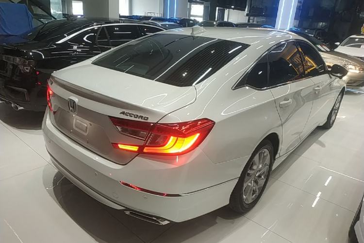 Used Honda Accord 2018 260TURBO Elite Edition China VI Rear Right 45 Deg