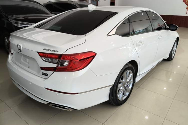 Used Honda Accord 2018 260TURBO Elite Edition China VI Rear Right 45 Deg