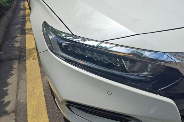 Used Honda Accord 2018 260TURBO Luxury Edition China VI Right Front Headlight
